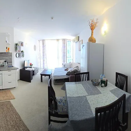 아파트 Primavera Atlantis