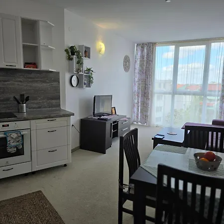 Primavera Atlantis 부르가스